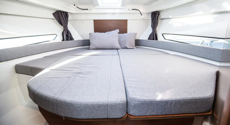 Acheter un Beneteau 9 Antares à Saint-Tropez