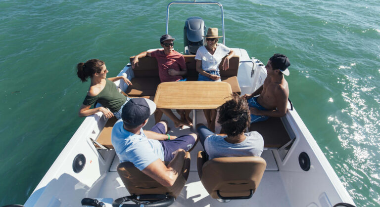 Acheter un Beneteau Flyer 8 spacedeck à Saint-Tropez